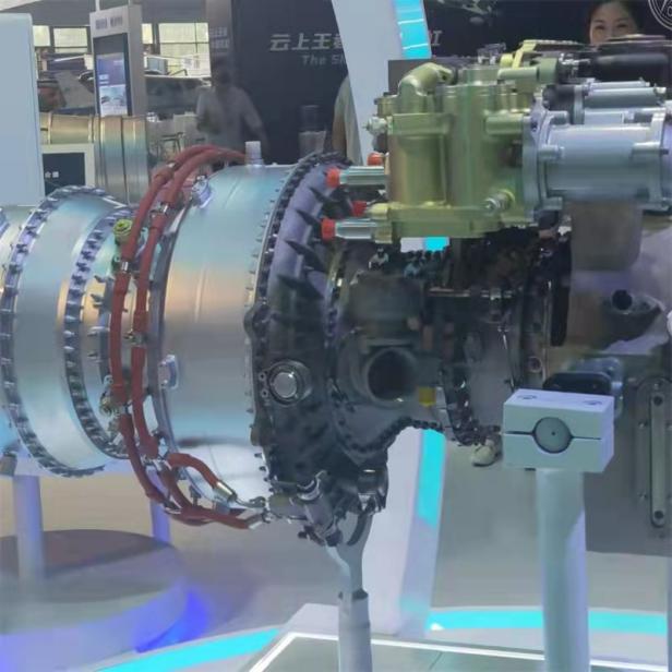 �������z�|Ƭ